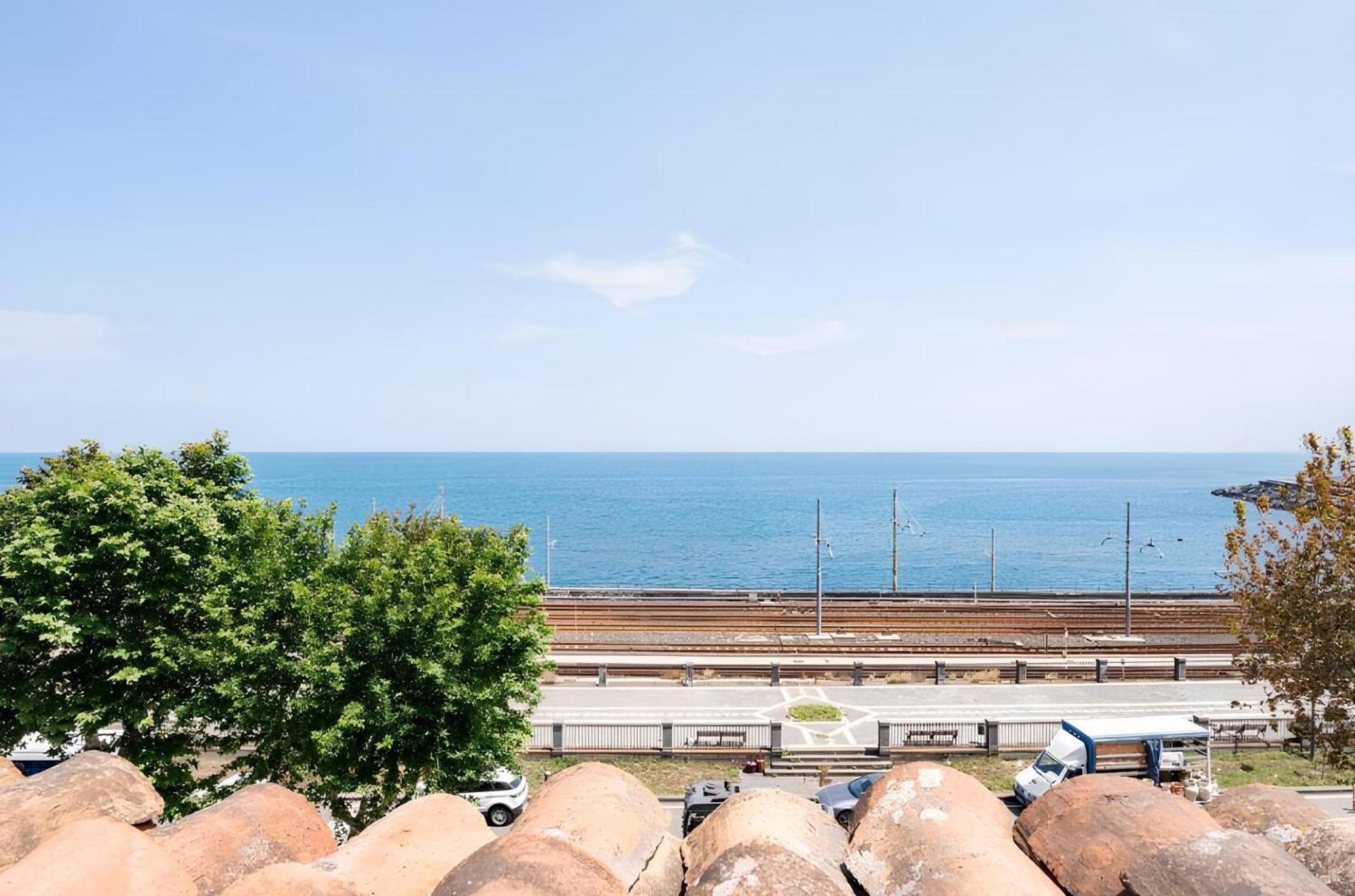 Mare Damuri Con Terrazza Vista Mare Catânia Exterior foto